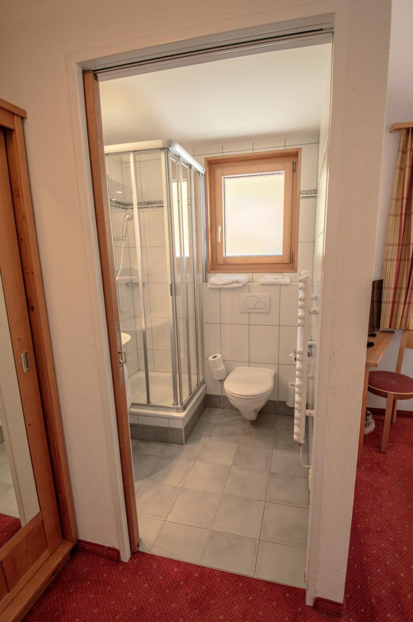 Hotel Eggishorn Fiesch Quarto foto