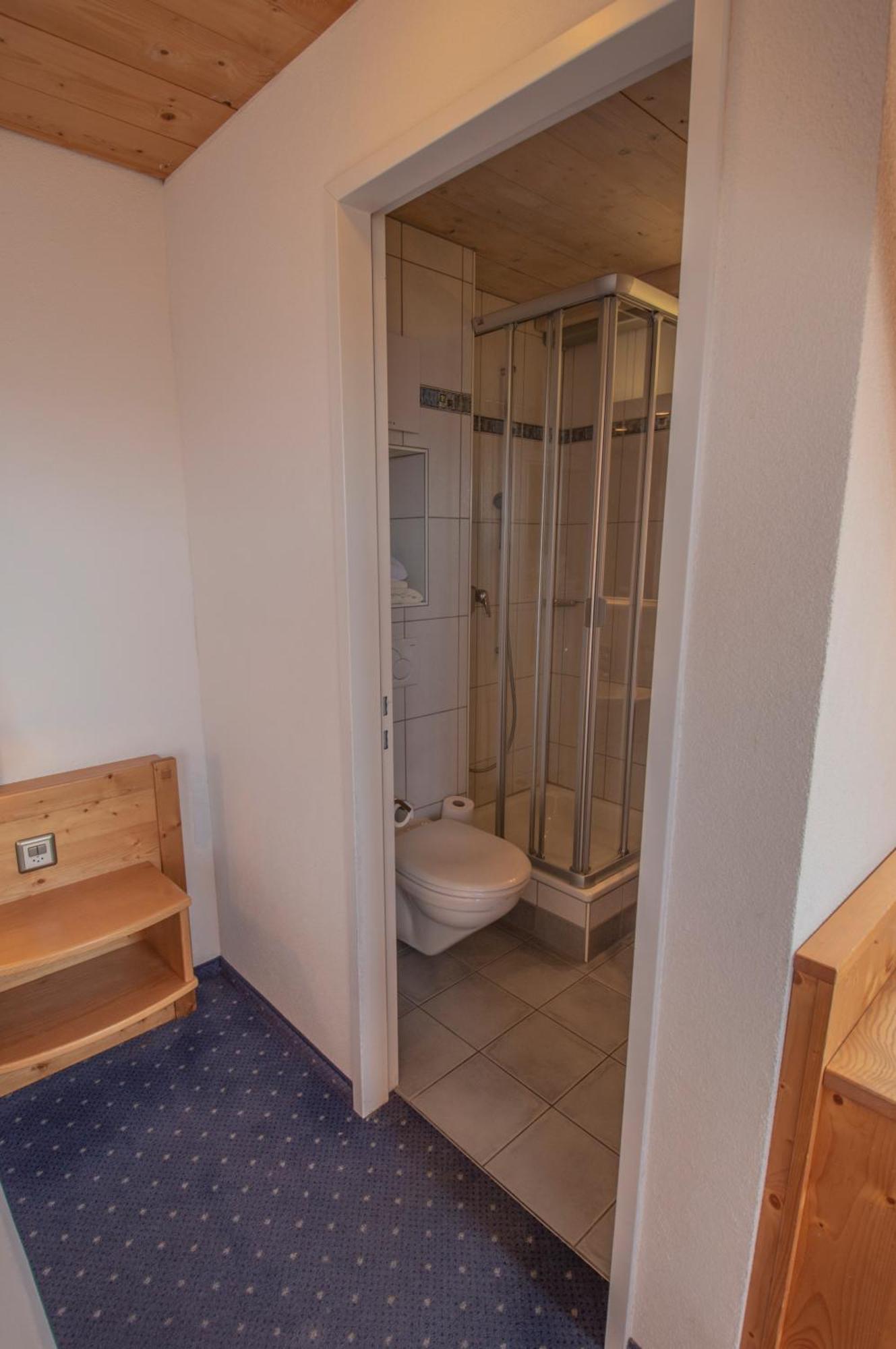 Hotel Eggishorn Fiesch Quarto foto